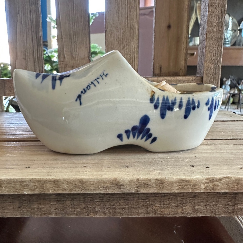 Delft Ceramic Clog - Picture 3 of 8